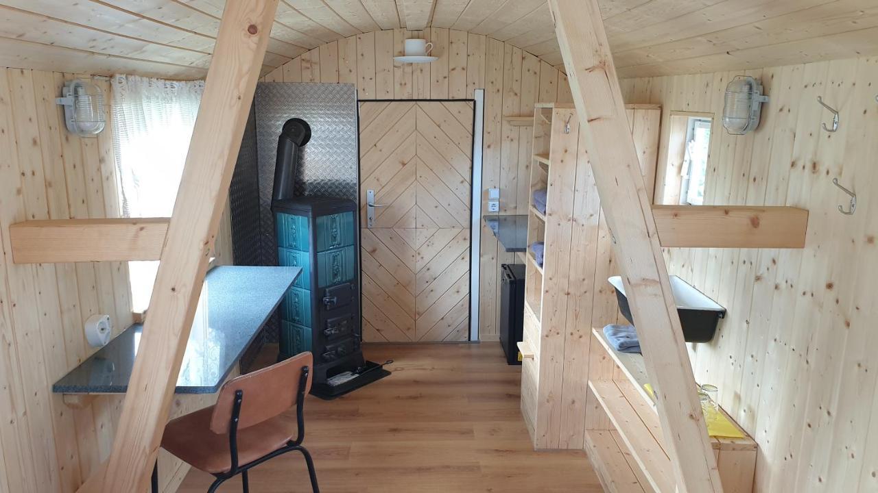 Heinrich's Schaeferwagen Milbenstube Campsite